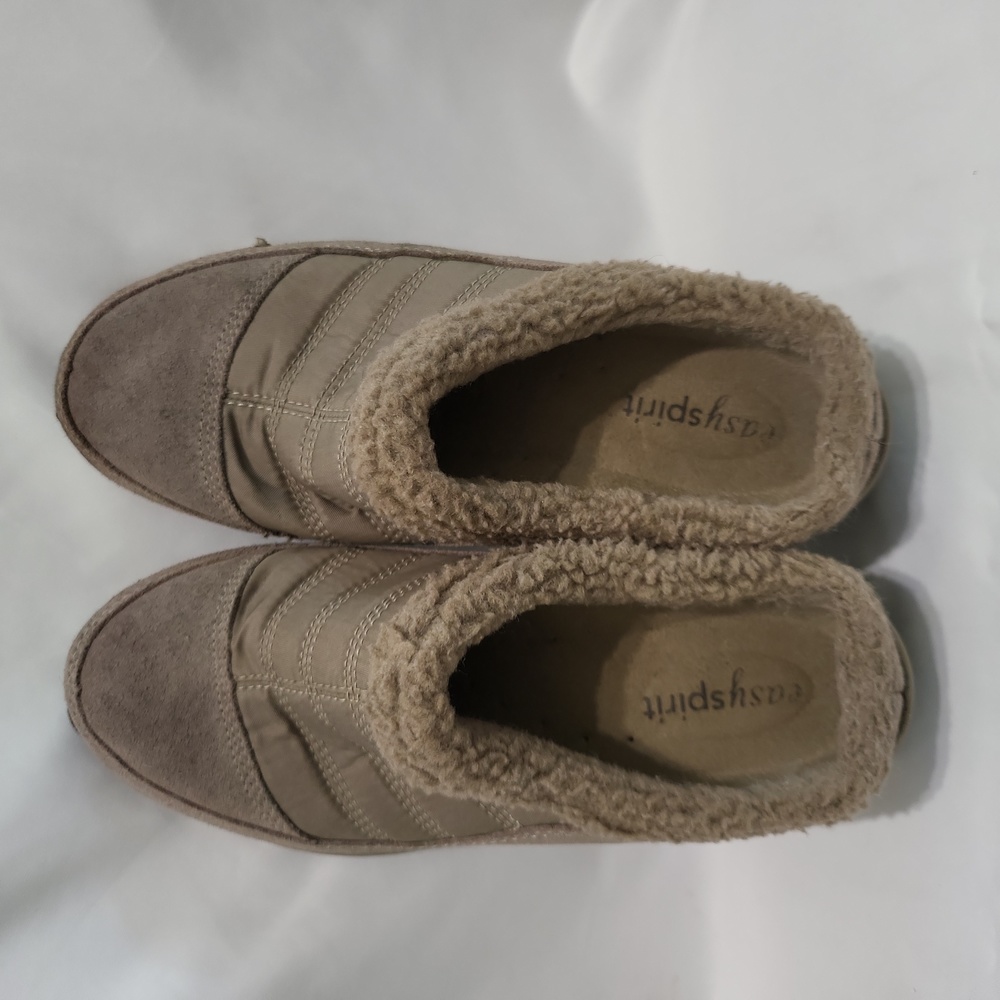 Easy spirit slips on sz 7 - Picture 3 of 4